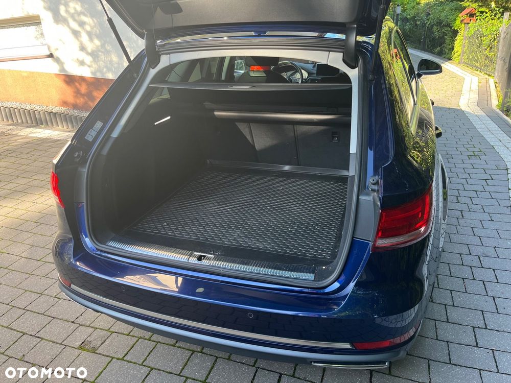Audi A4 Avant 40 TDI quattro S tronic - 5
