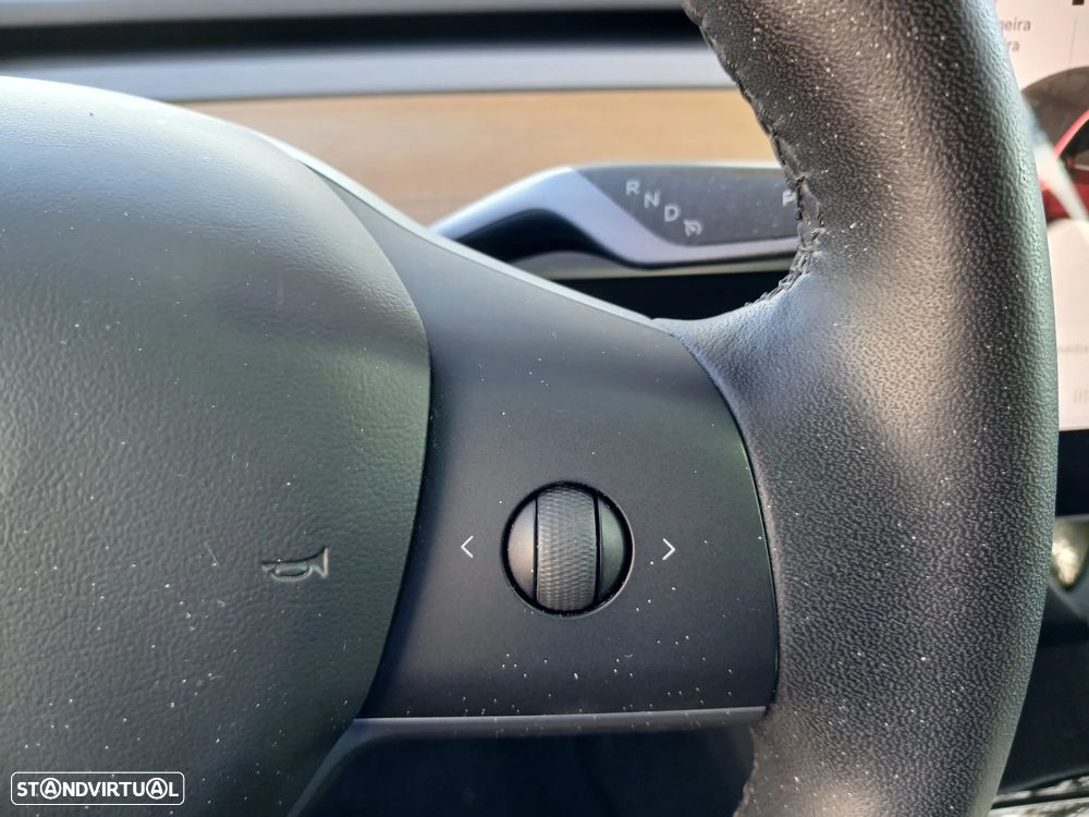 Tesla Model 3 - 17