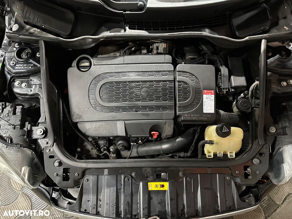Mini Countryman - 11