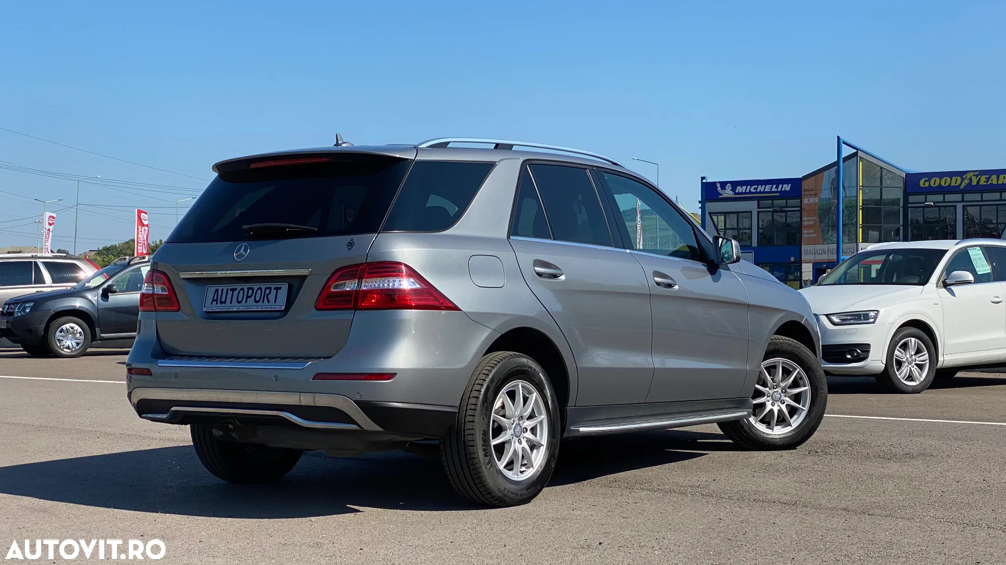 Mercedes-Benz ML 250 BlueTec 4MATIC Aut - 4