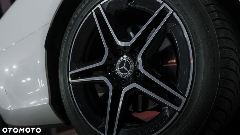 Mercedes-Benz Klasa E 400 d 4Matic 9G-TRONIC AMG Line - 12