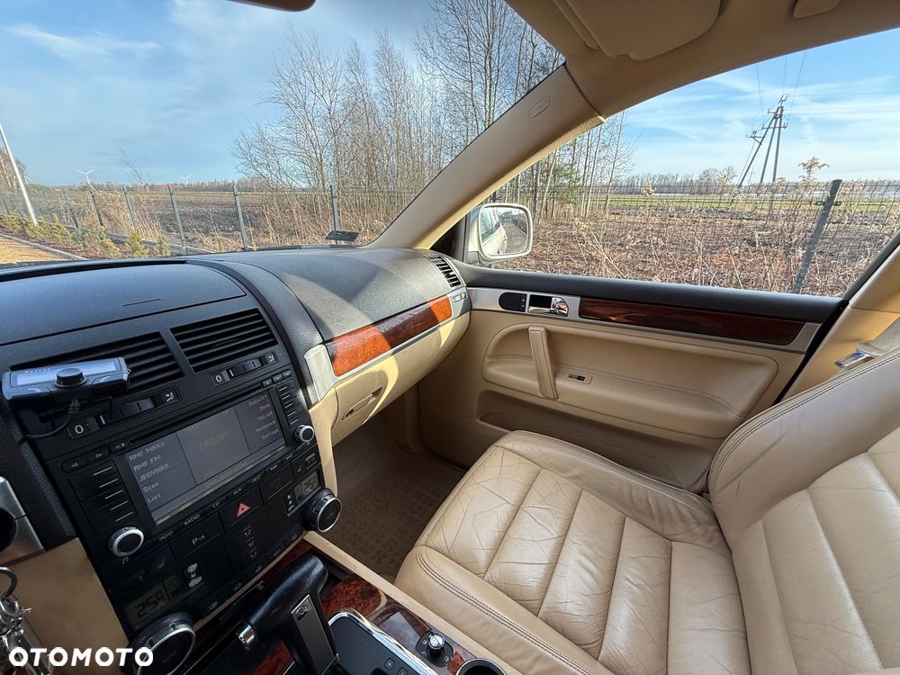 Volkswagen Touareg 3.0 V6 TDI Tiptr - 12