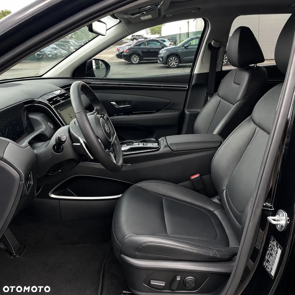 Hyundai Tucson 1.6 T-GDi 48V-Hybrid 4WD DCT Blackline - 8
