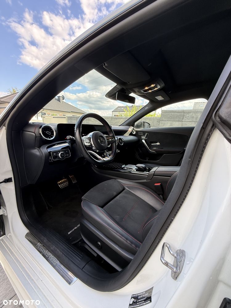 Mercedes-Benz CLA - 8