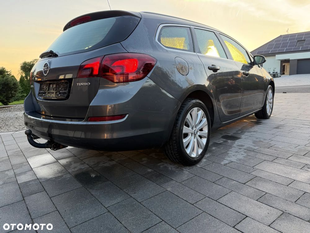 Opel Astra 1.4 T Cosmo - 3