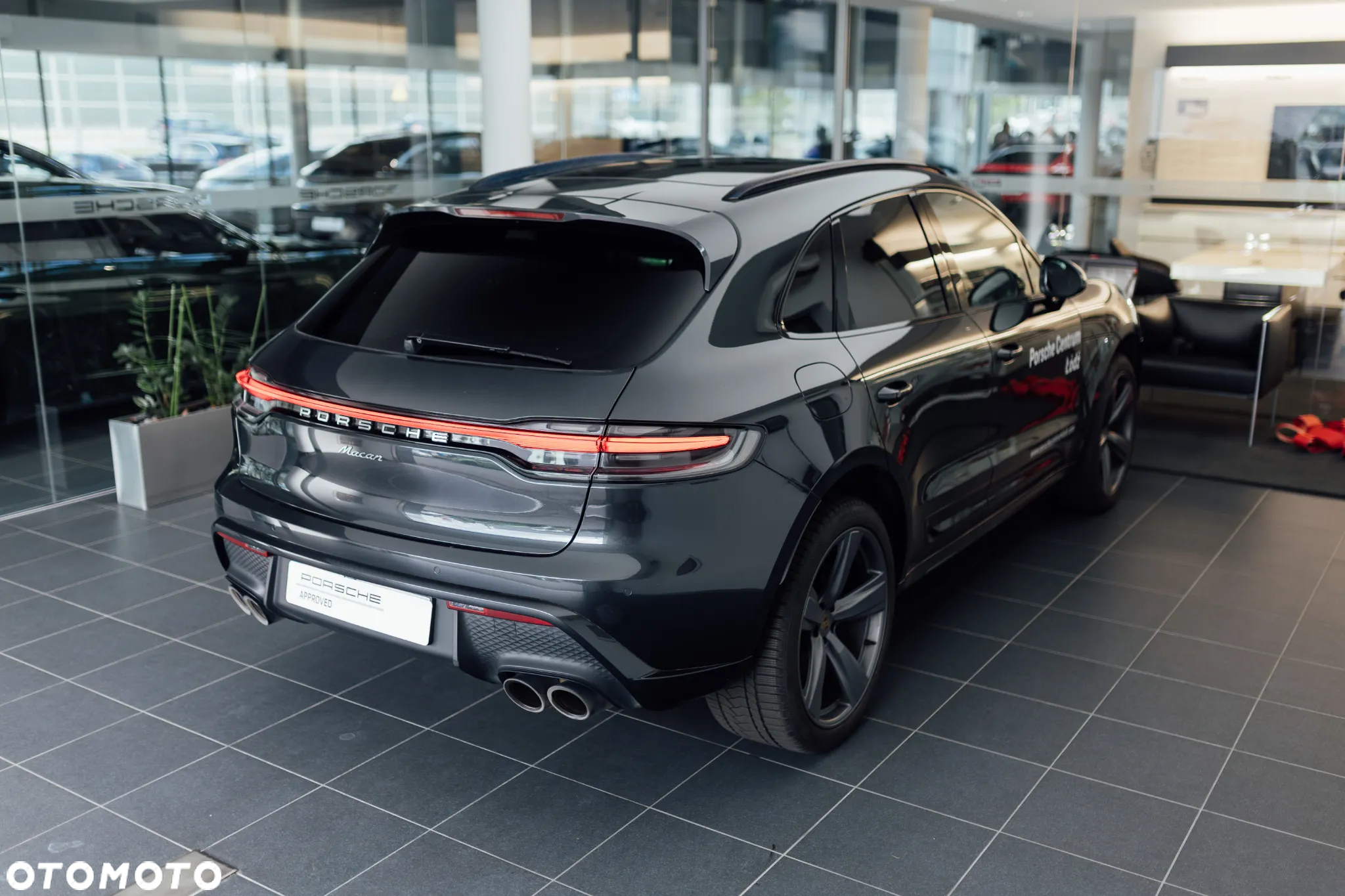 Porsche Macan Standard - 9