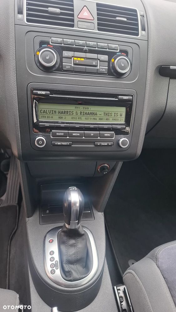 Volkswagen Touran 1.4 TSI DSG Highline - 20