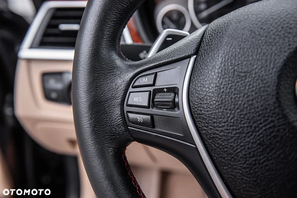 BMW Seria 3 320i Edition Luxury Line Purity - 18