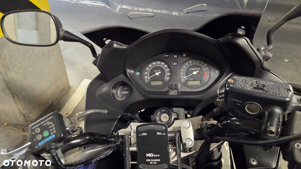 Honda CBF - 14