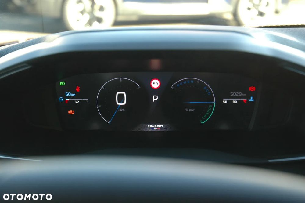 Peugeot 208 1.2 mHEV Allure - 13