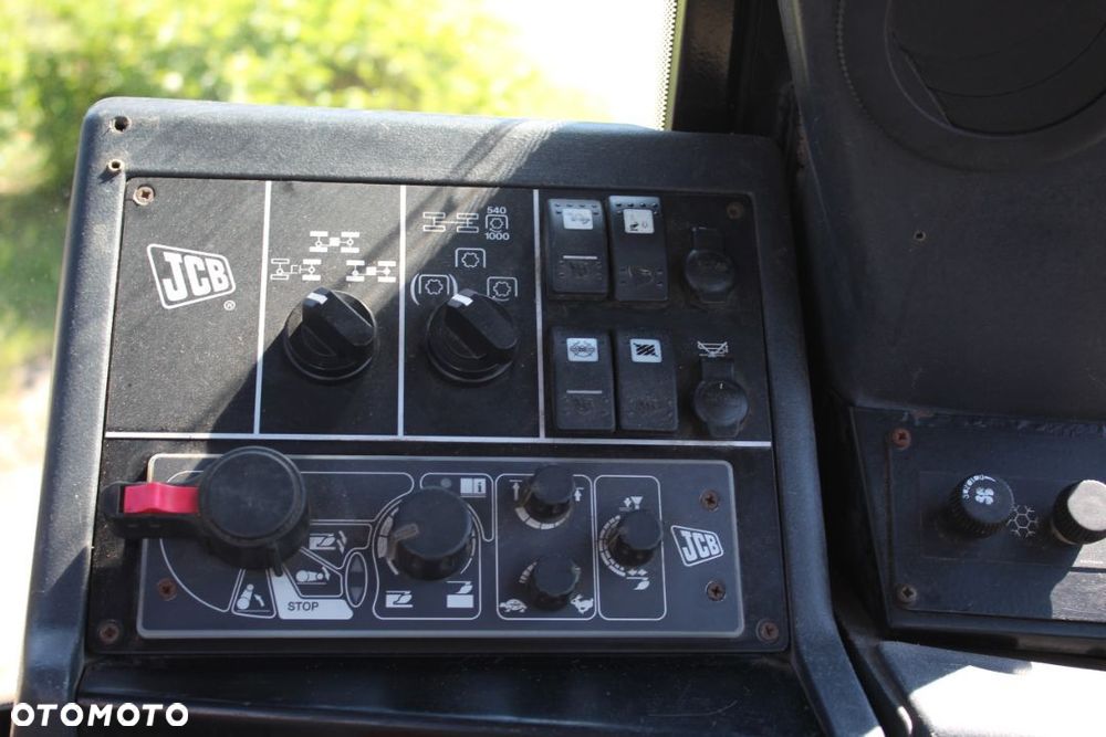 JCB FASTRAC 2170 - 11