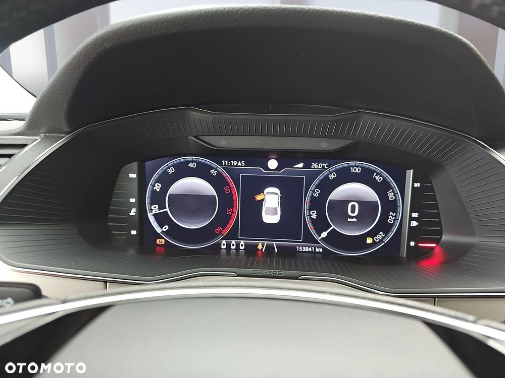 Skoda Superb 2.0 TDI SCR L&K - 26