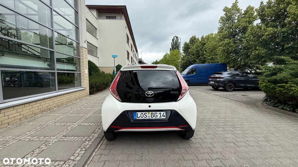 Toyota Aygo x-clusive Style Selection - 13