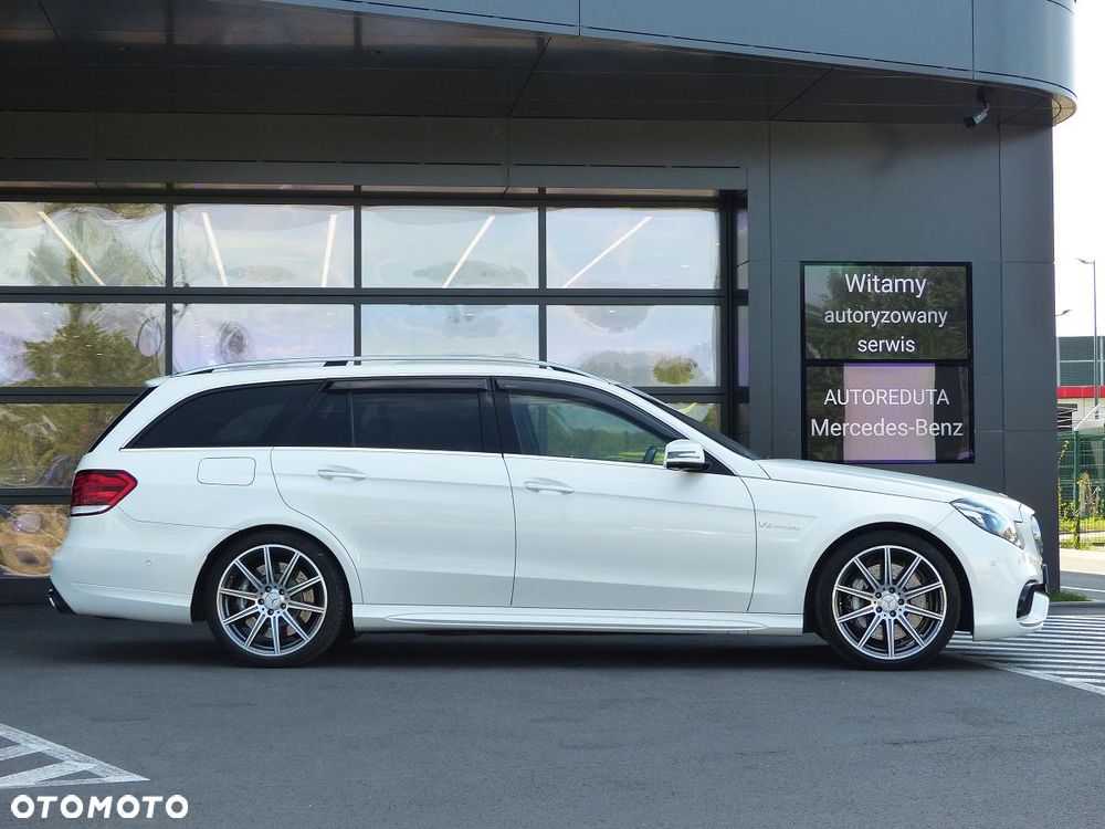 Mercedes-Benz Klasa E 63 AMG S 4-Matic - 5