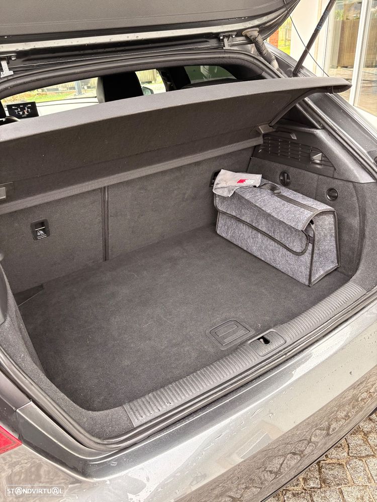 Audi A3 1.6 TDI S-line - 25