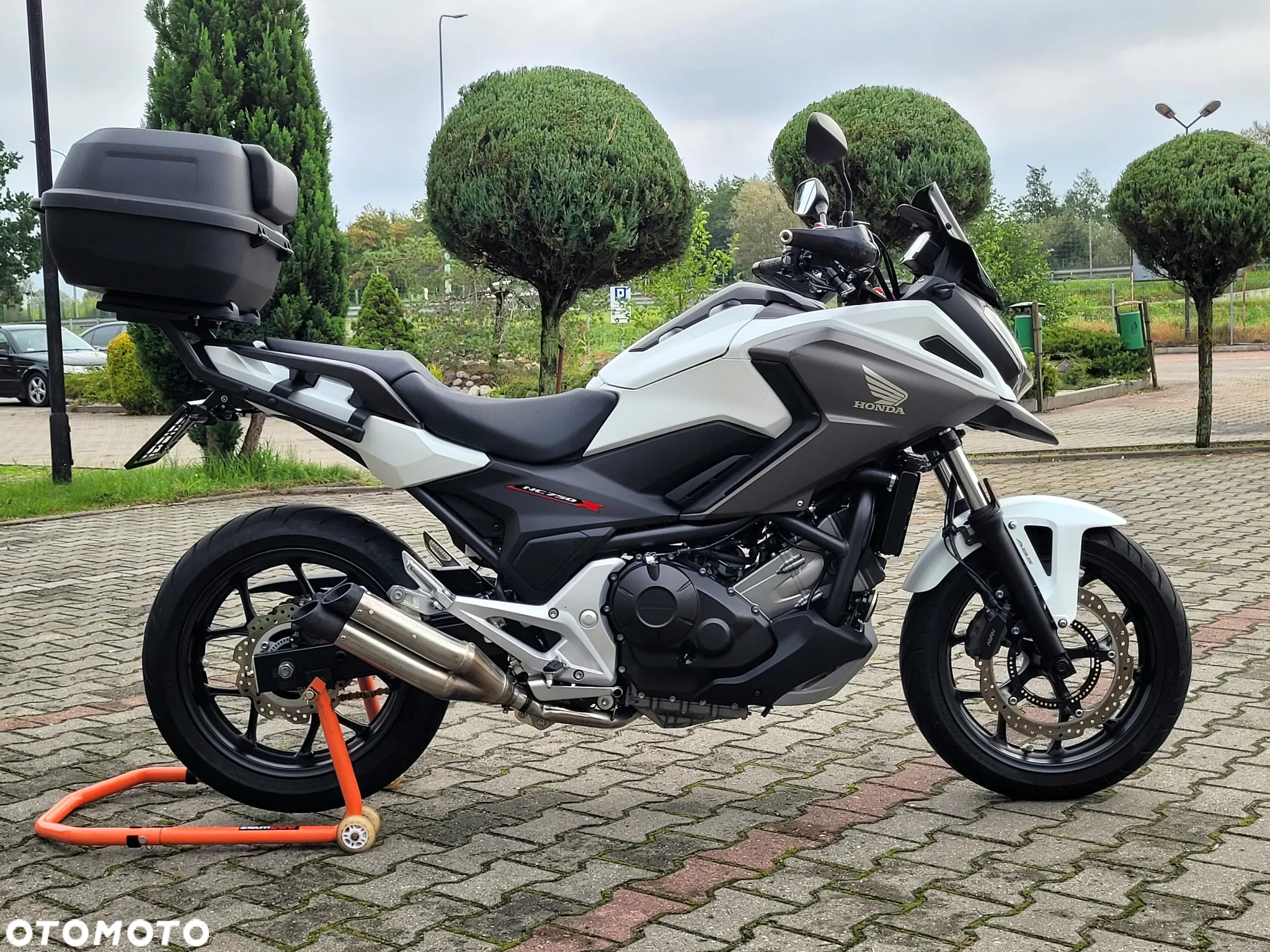 Honda NC - 16