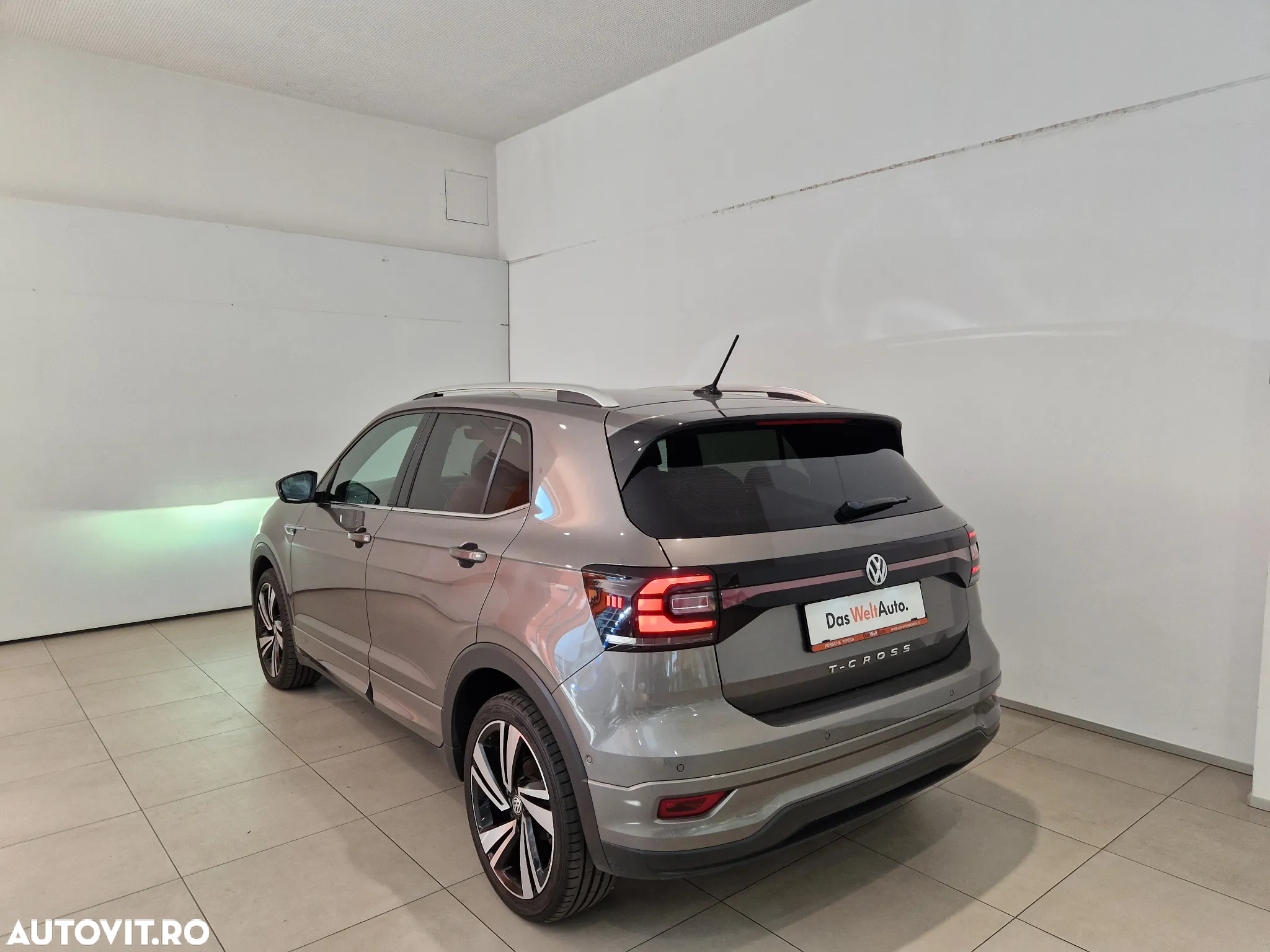 Volkswagen T-Cross 1.5 TSI DSG R-Line - 3
