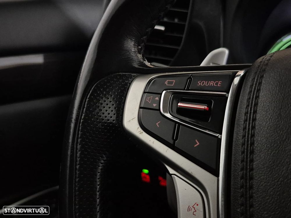 Mitsubishi Outlander 2.0 Intense Navi - 23