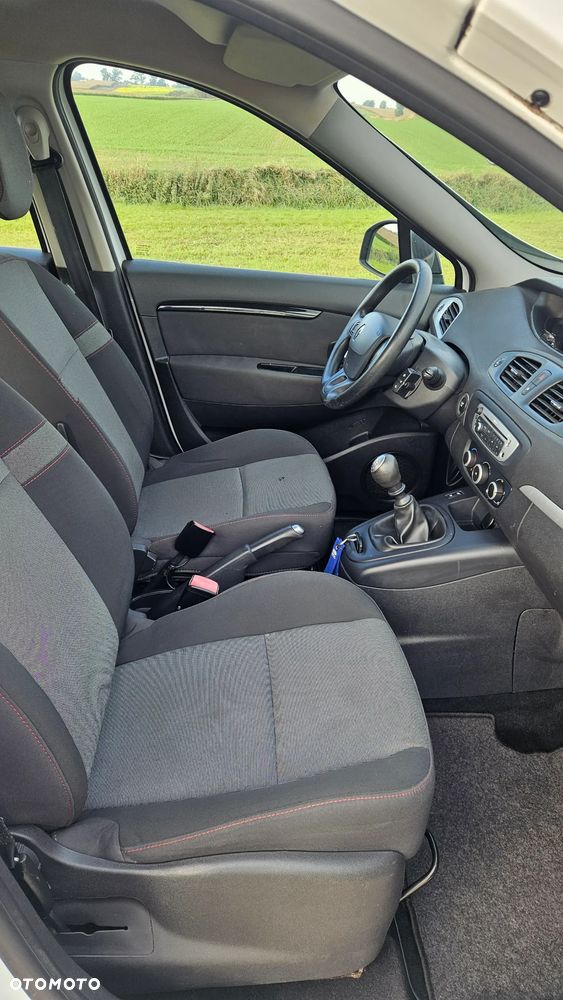 Renault Scenic 2014 photo 5
