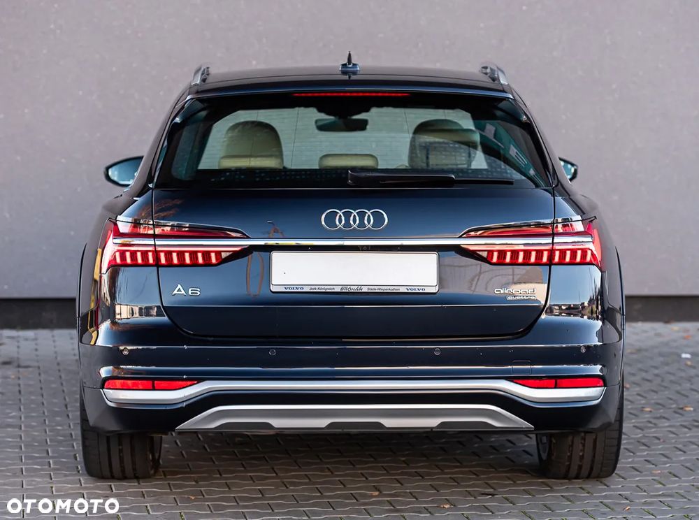 Audi A6 Allroad - 11