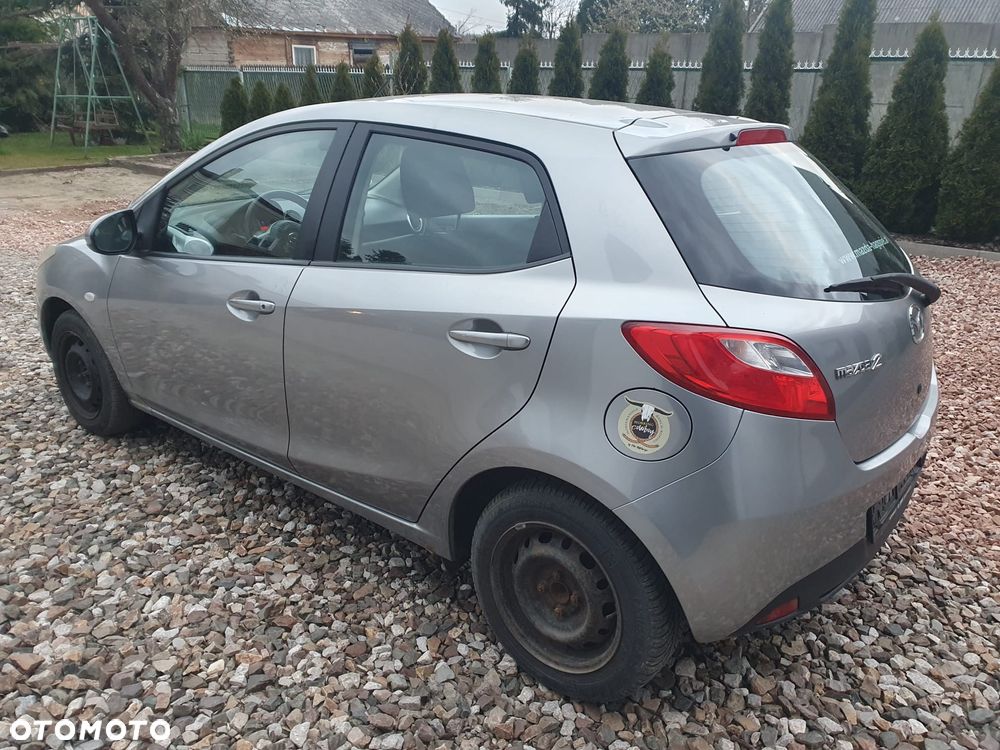 Mazda 2 1.3 MZR Active - 4