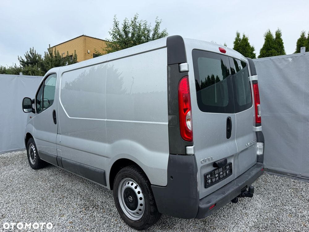 Opel Vivaro - 7