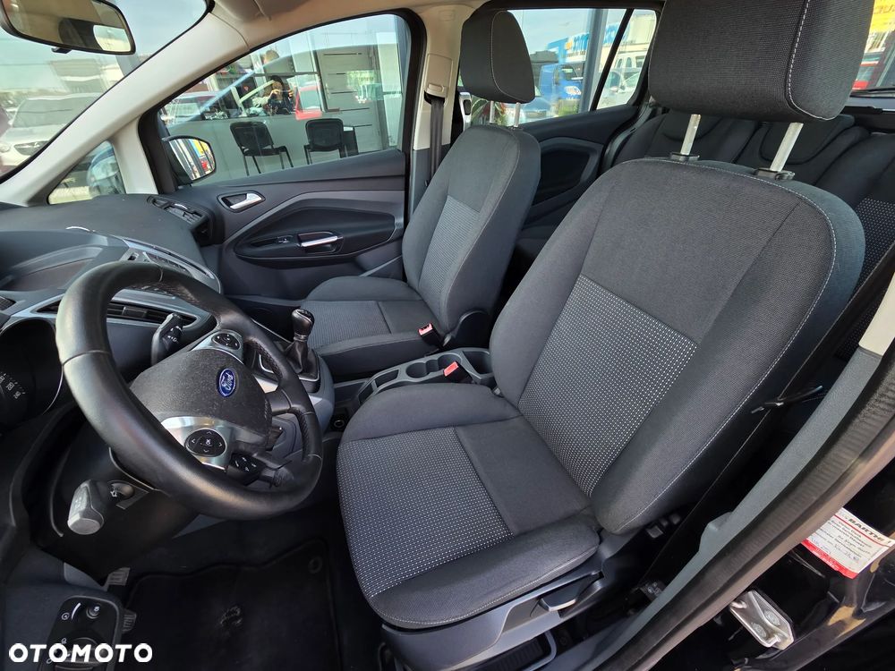 Ford Grand C-MAX 1.6 Titanium - 25