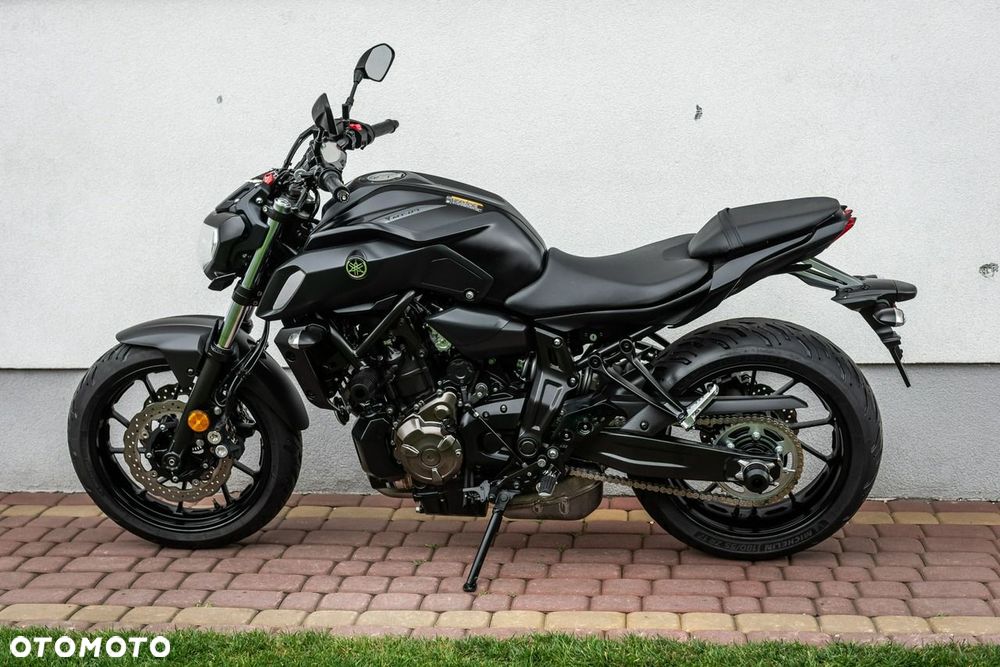 Yamaha MT - 9