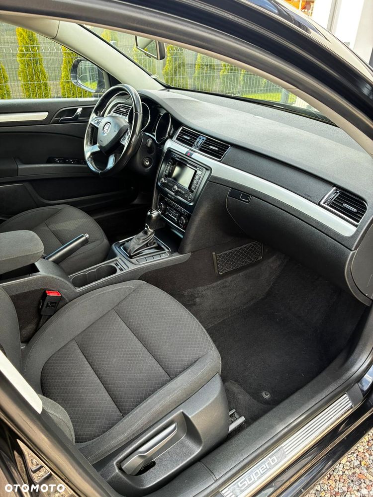 Skoda Superb 2.0 TDI Active DSG - 7