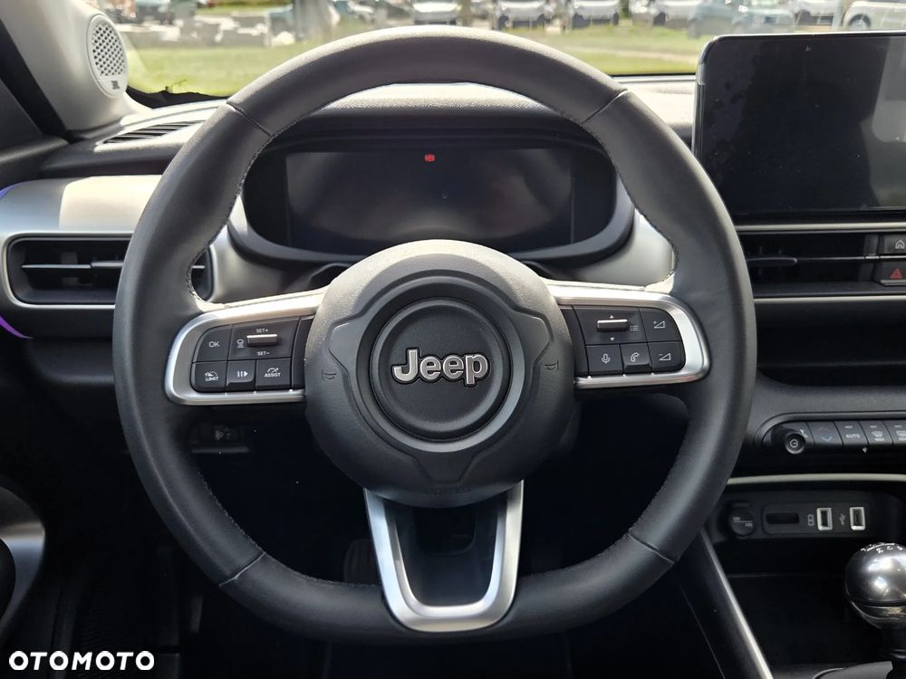 Jeep Avenger 1.2 GSE T3 Summit FWD - 31