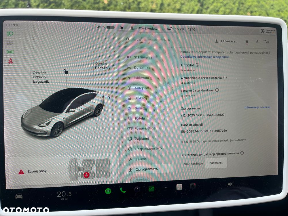 Tesla Model 3 Long Range AWD - 11