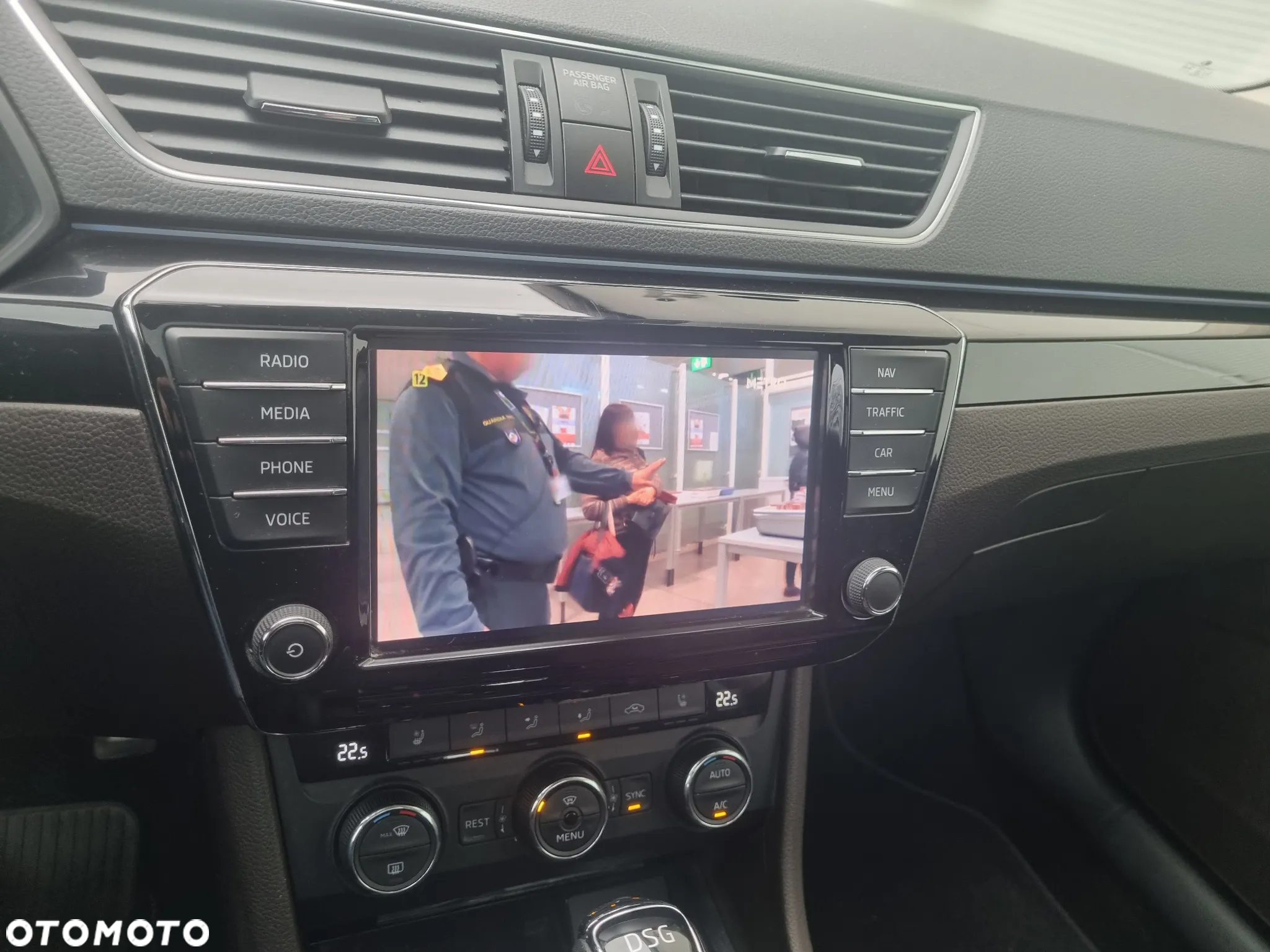 Skoda Superb 2.0 TDI 4x4 DSG L&K - 13
