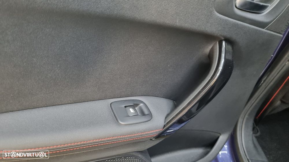 Peugeot 208 1.6 BlueHDi GT Line - 18