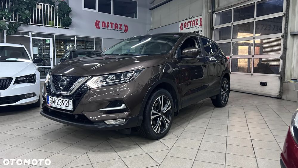 Nissan Qashqai 1.2 DIG-T N-Connecta EU6 - 3