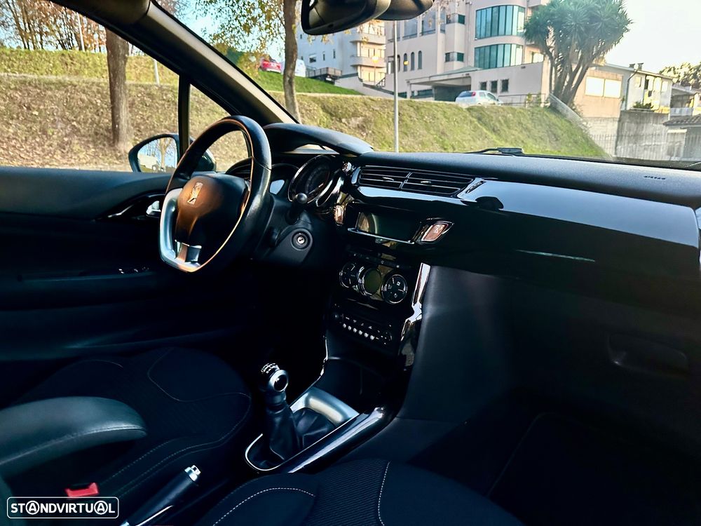Citroën DS3 1.6 e-HDi So Chic - 28