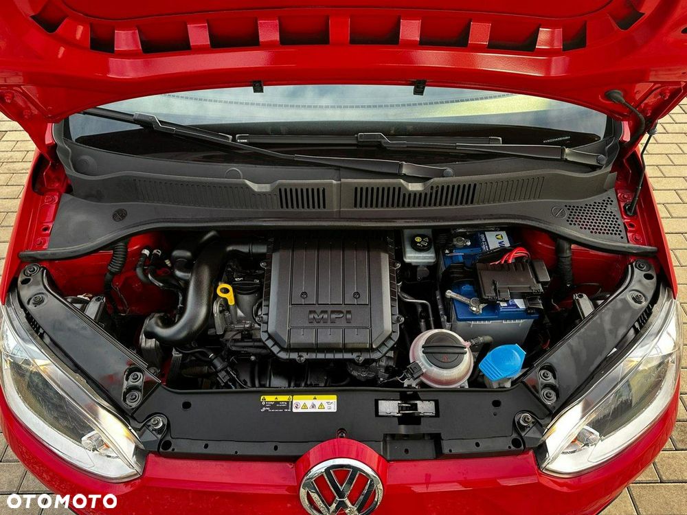 Volkswagen up! (BlueMotion Technology) move - 21