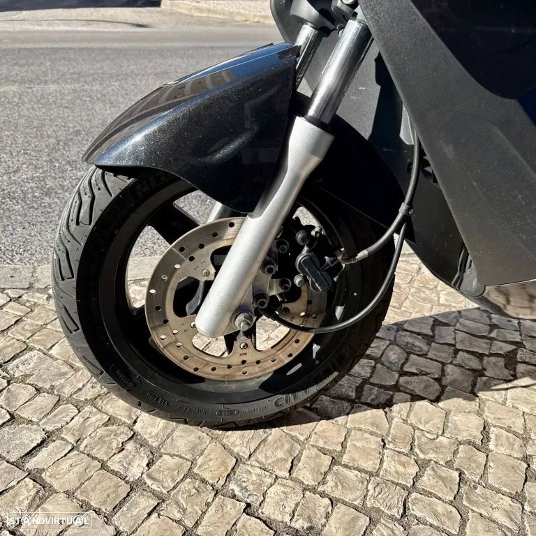Piaggio XEvo X7 - 28