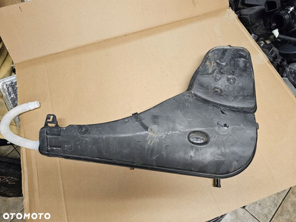 zbiornik spryskiwaczy pompka bmw x6 g06 7499829 - 3