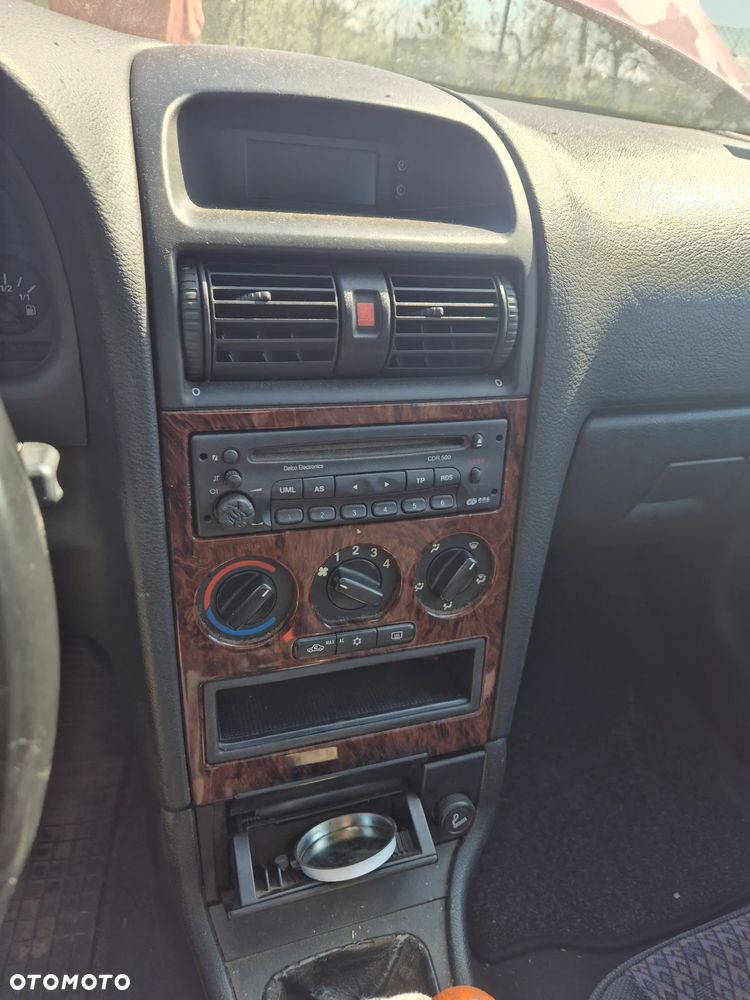 Opel Astra 1.6 Elegance - 9