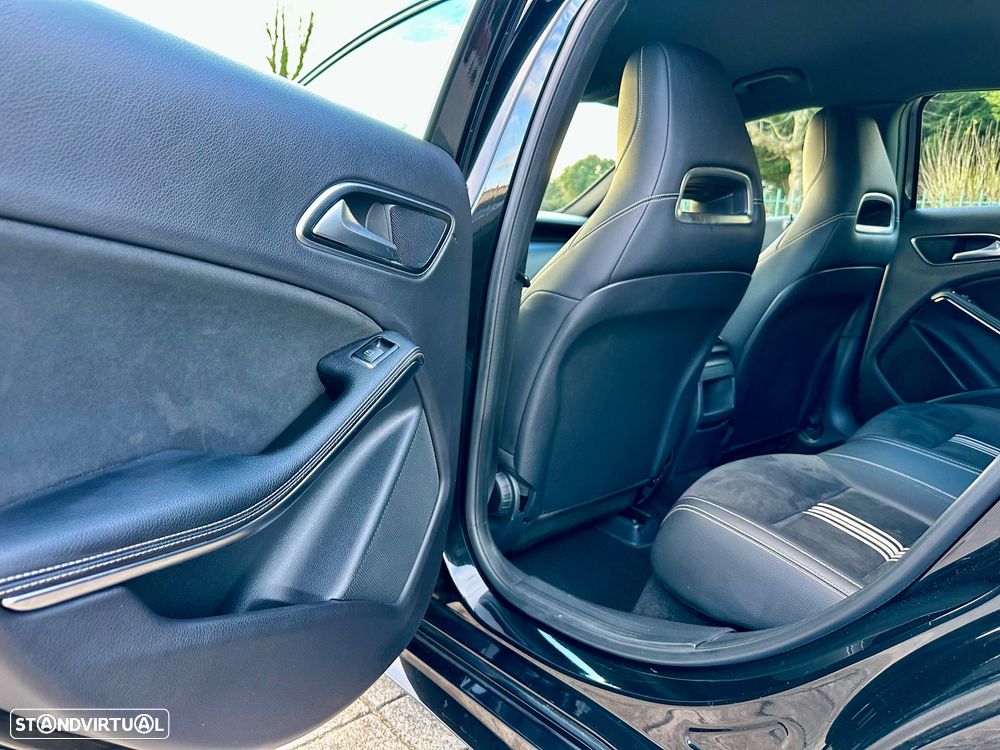 Mercedes-Benz A 180 CDI 7G-DCT AMG Line - 21