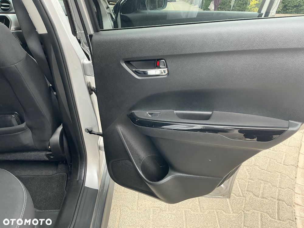 Suzuki Vitara 1.0 Boosterjet Premium 2WD - 12