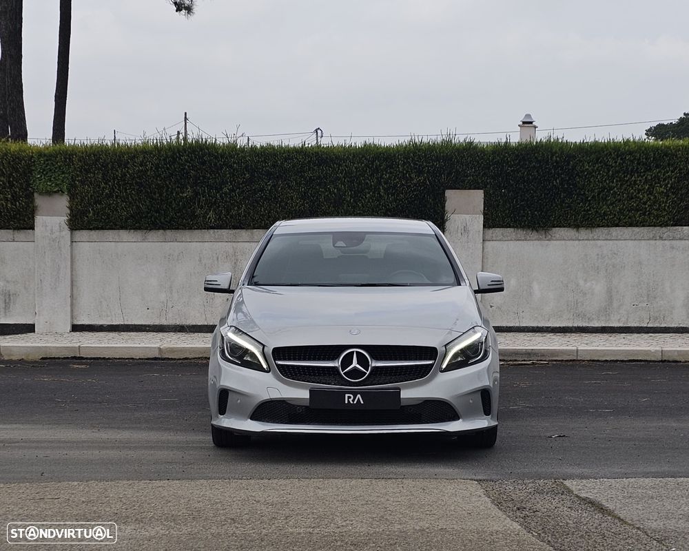 Mercedes-Benz A 200 d 7G-DCT Urban - 2