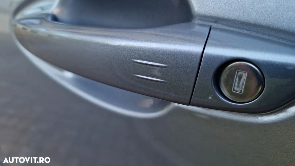 Peugeot 3008 PHEV 300 EAT8 4X4 Allure Pack - 28