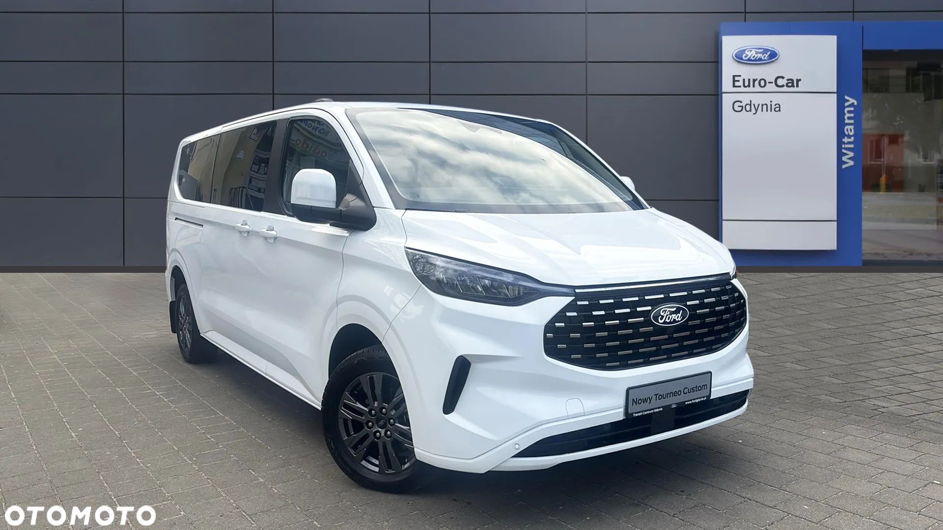 Ford Tourneo Custom 2.0 EcoBlue 320 L2 Titanium - 1