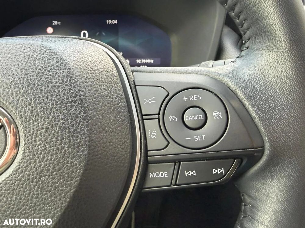 Toyota RAV4 2.5 VVT-iE 4x4 Dynamic - 24