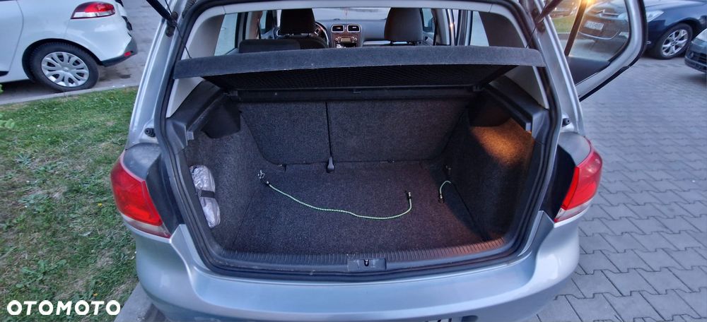 Volkswagen Golf - 9