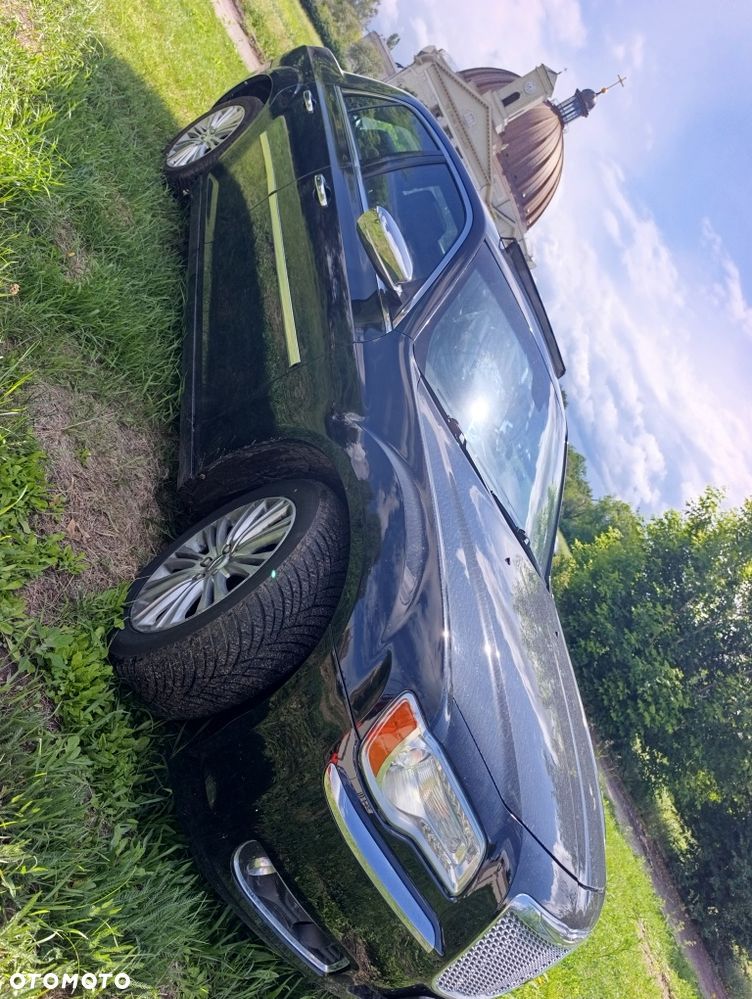 Chrysler 300C - 5