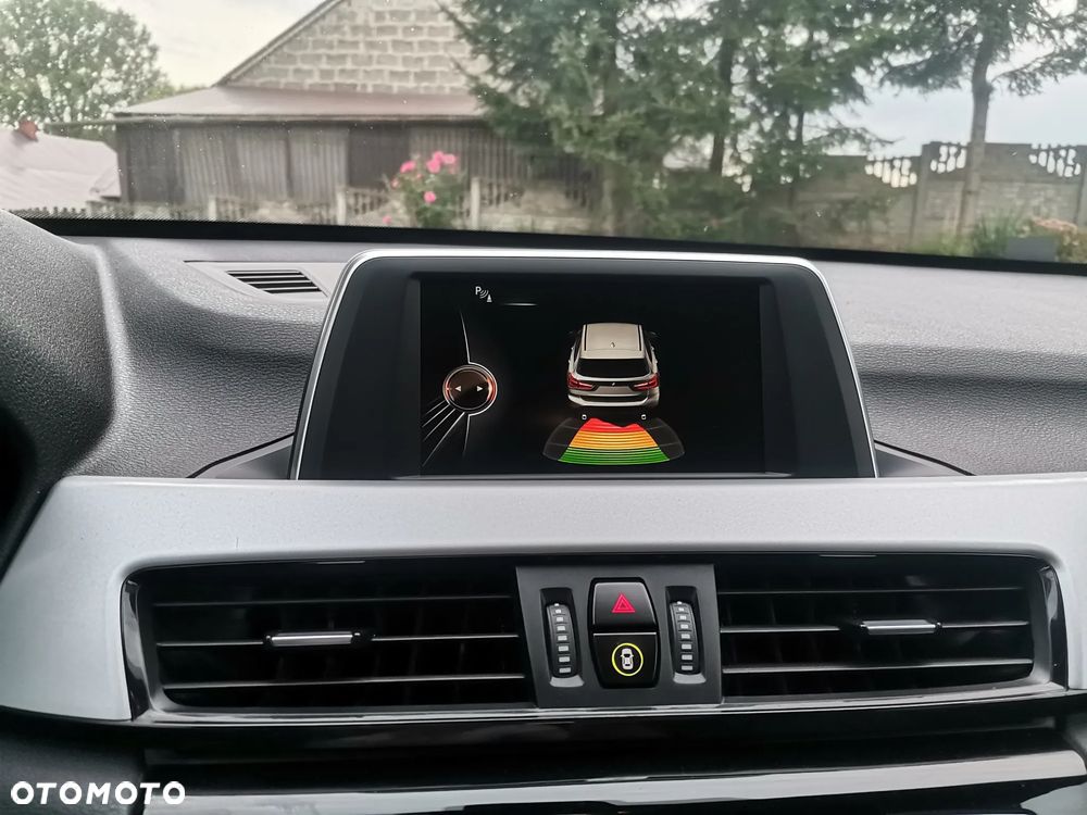 BMW X1 sDrive18d - 22