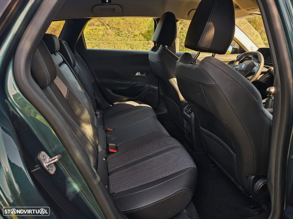 Peugeot 308 SW 1.2 PureTech Style J17 - 15