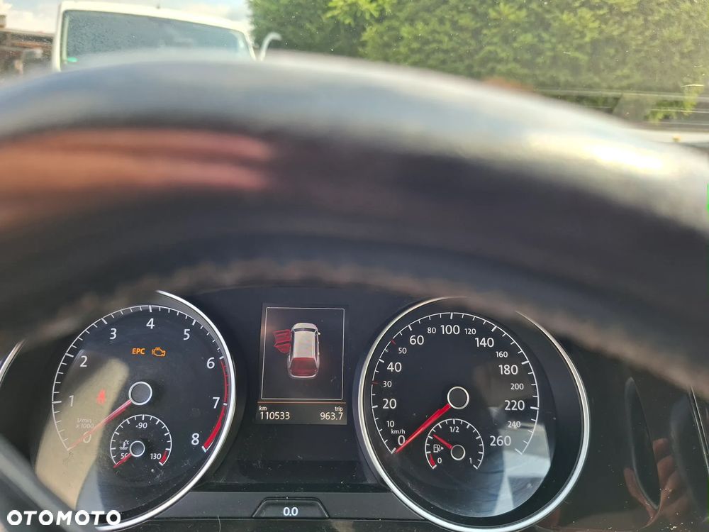 Volkswagen Golf 1.2 TSI BlueMotion Technology Comfortline - 11